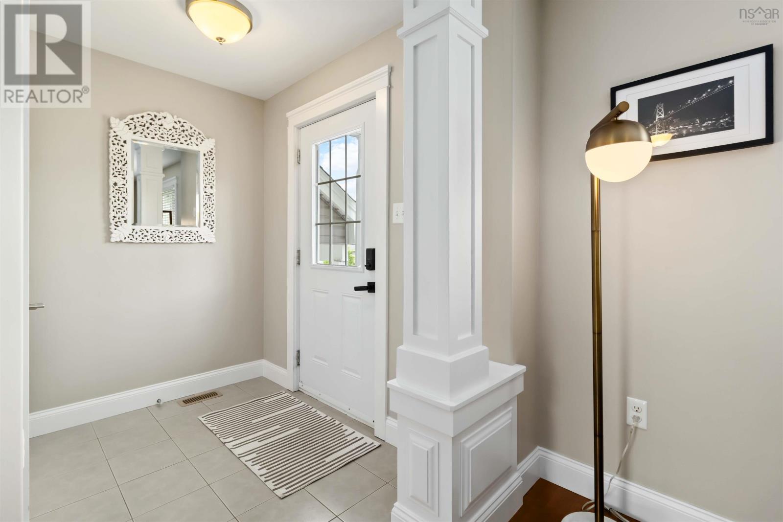 Property at 5 Uprange Court image 5