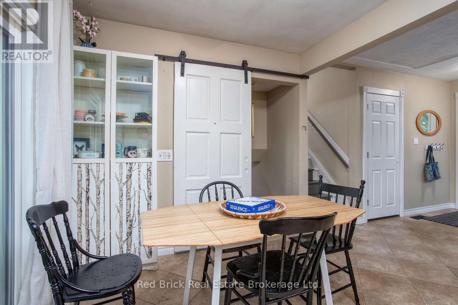 302 Ross Avenue, Kitchener, Ontario  N2A 1V6 - Photo 14 - X12267253