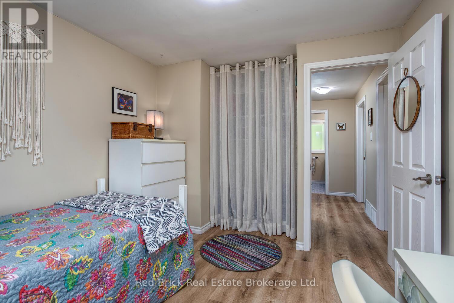 302 Ross Avenue, Kitchener, Ontario  N2A 1V6 - Photo 20 - X12267253