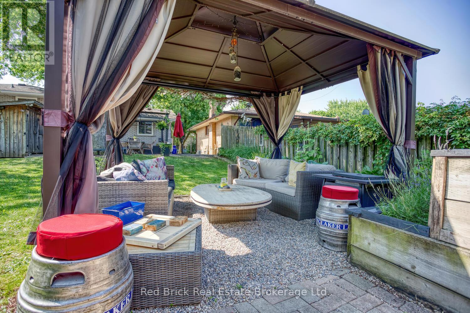 302 Ross Avenue, Kitchener, Ontario  N2A 1V6 - Photo 34 - X12267253