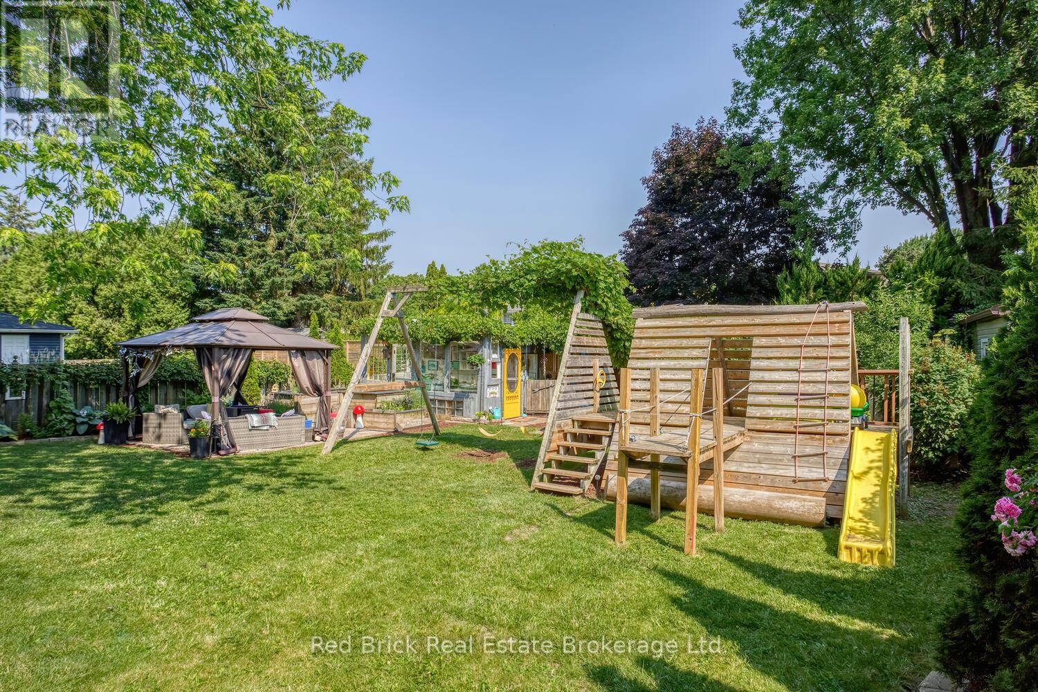 302 Ross Avenue, Kitchener, Ontario  N2A 1V6 - Photo 43 - X12267253