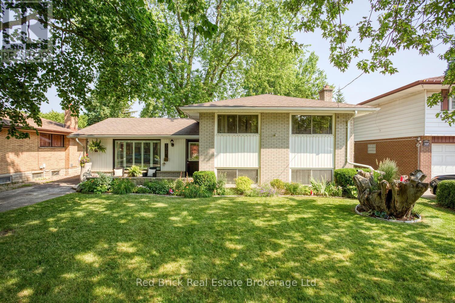 302 Ross Avenue, Kitchener, Ontario  N2A 1V6 - Photo 50 - X12267253