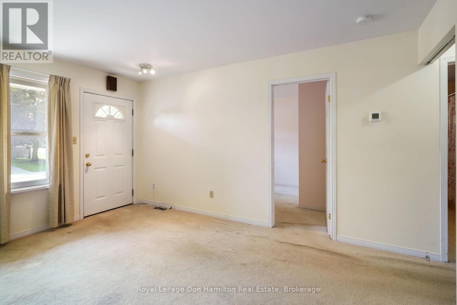 695 Reserve Avenue S, North Perth, Ontario  N4W 2L3 - Photo 12 - X12267325