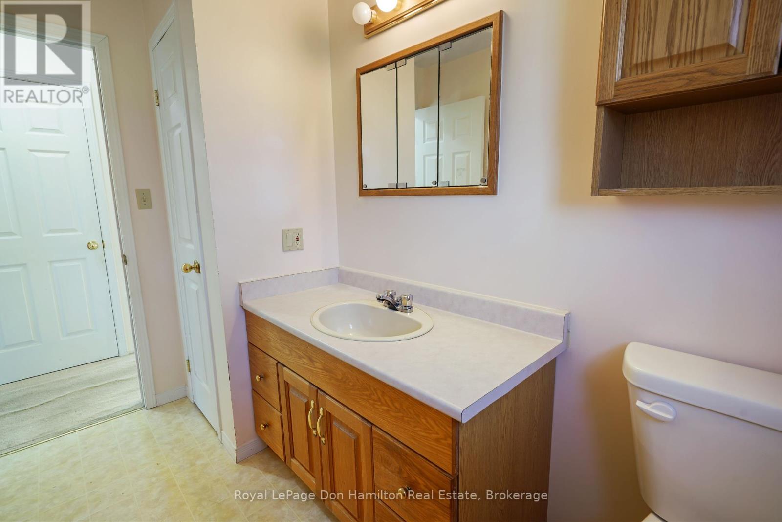 695 Reserve Avenue S, North Perth, Ontario  N4W 2L3 - Photo 24 - X12267325