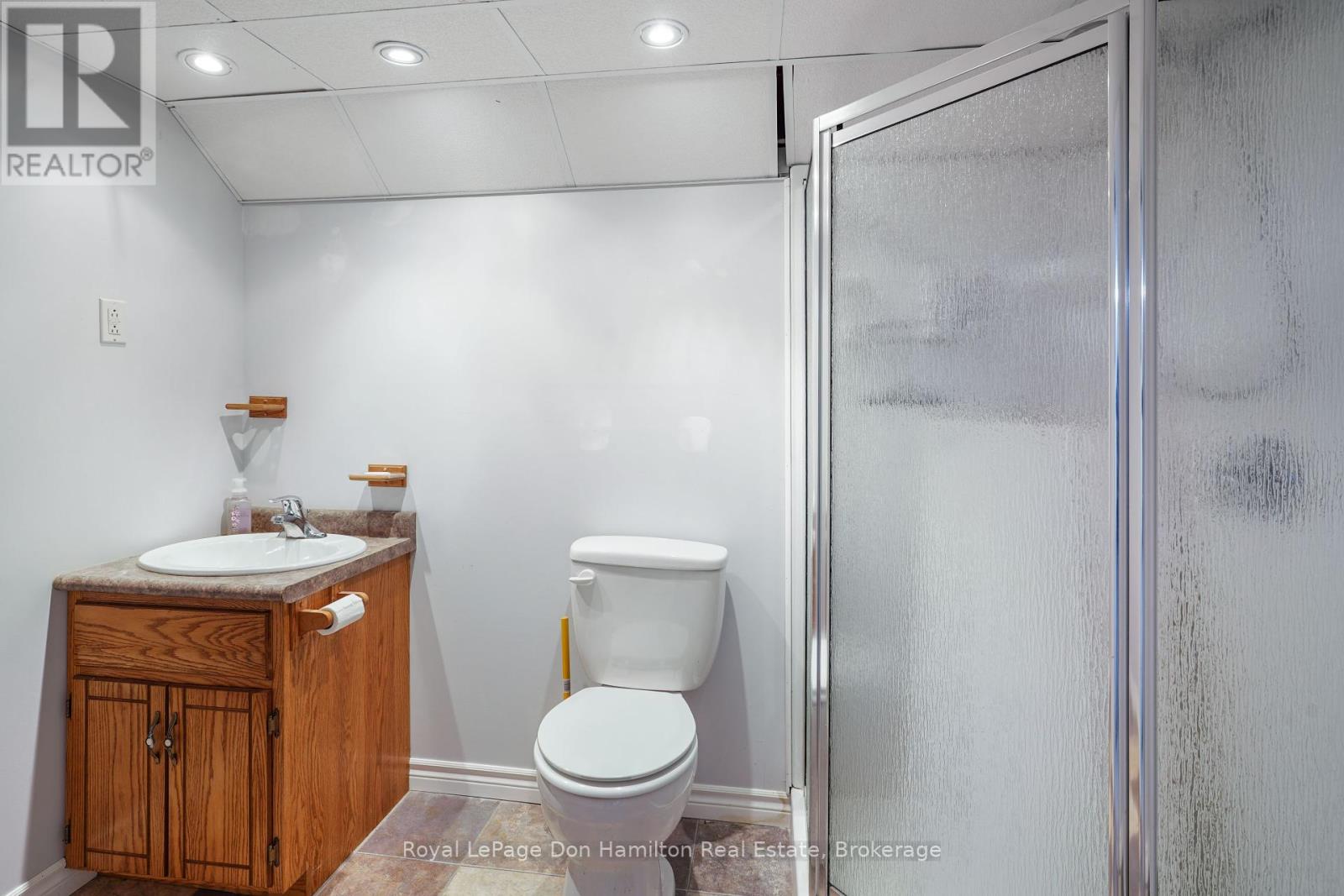 695 Reserve Avenue S, North Perth, Ontario  N4W 2L3 - Photo 27 - X12267325