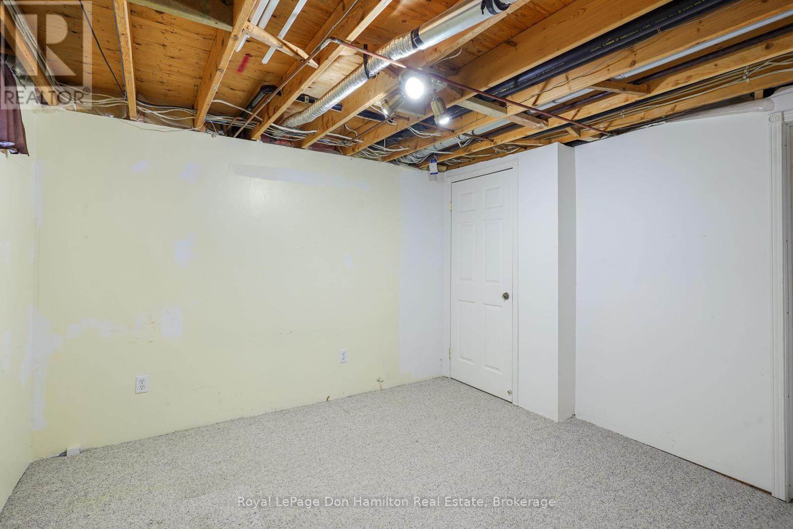 695 Reserve Avenue S, North Perth, Ontario  N4W 2L3 - Photo 29 - X12267325