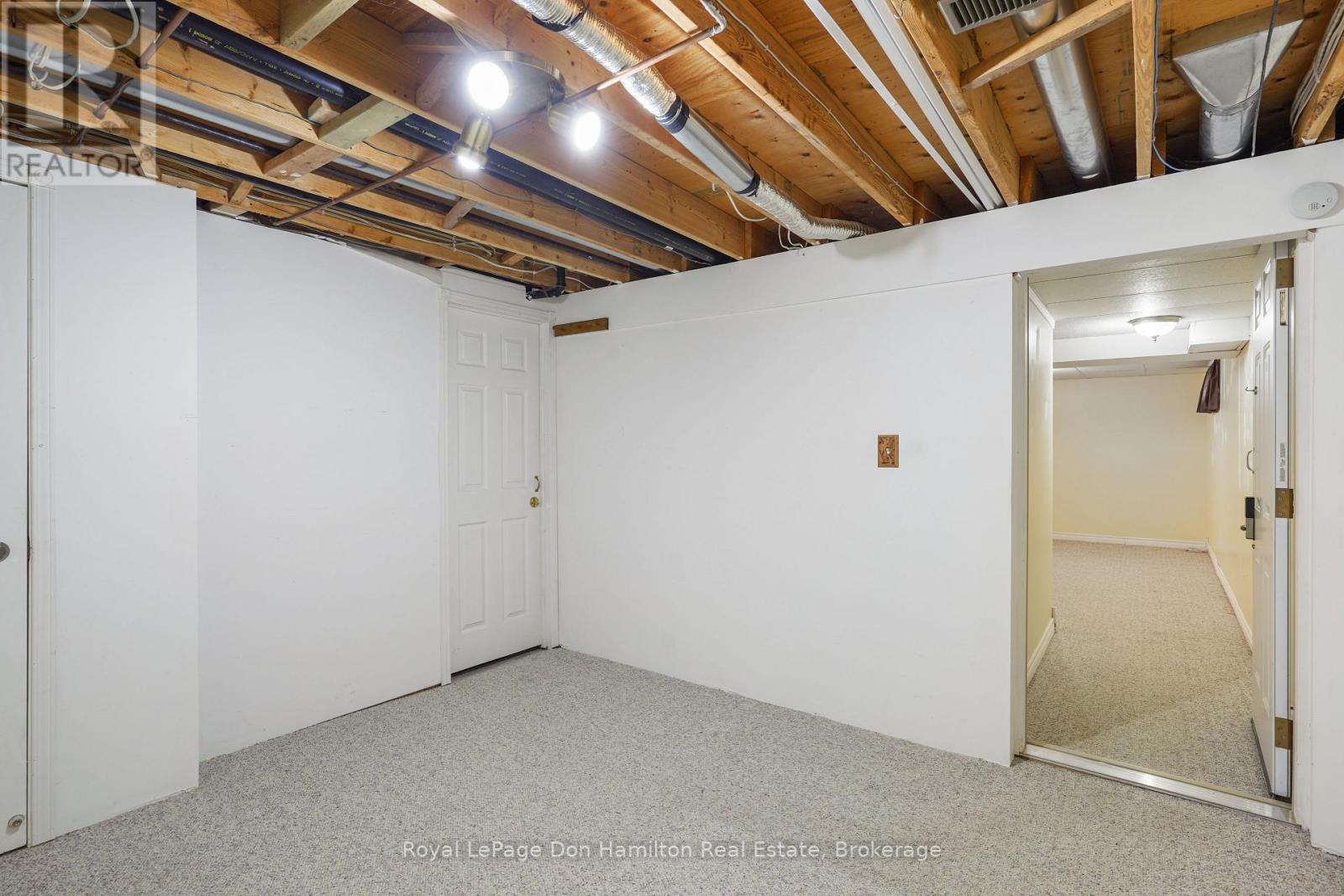 695 Reserve Avenue S, North Perth, Ontario  N4W 2L3 - Photo 30 - X12267325