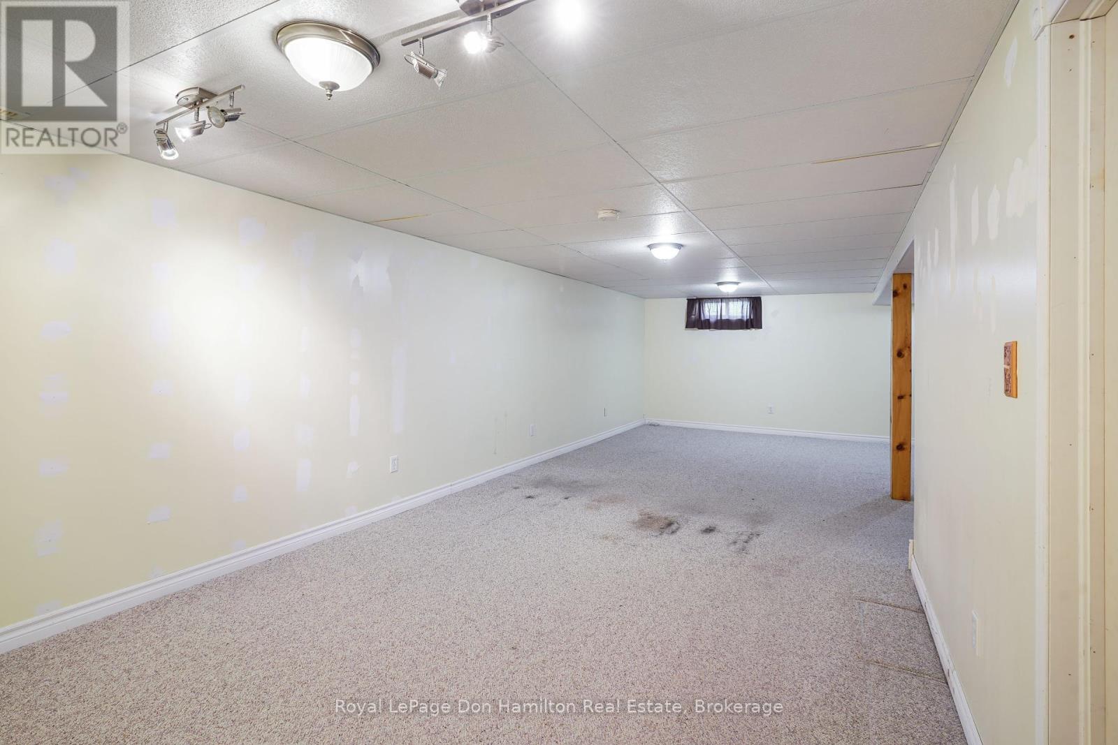 695 Reserve Avenue S, North Perth, Ontario  N4W 2L3 - Photo 35 - X12267325