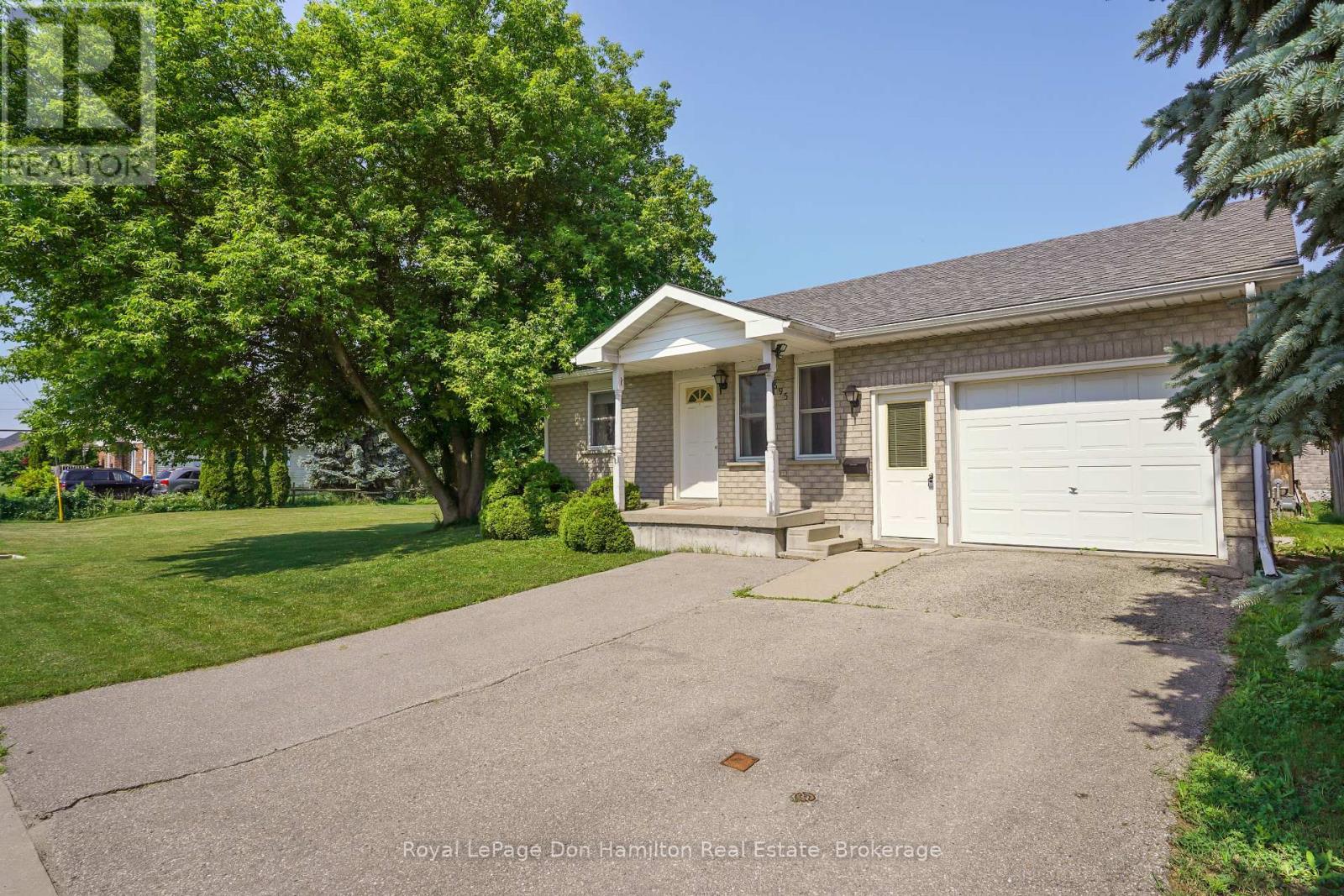 695 Reserve Avenue S, North Perth, Ontario  N4W 2L3 - Photo 4 - X12267325