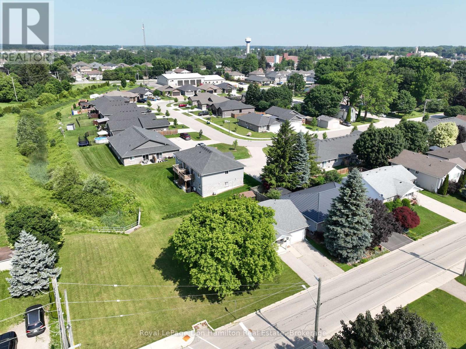 695 Reserve Avenue S, North Perth, Ontario  N4W 2L3 - Photo 40 - X12267325