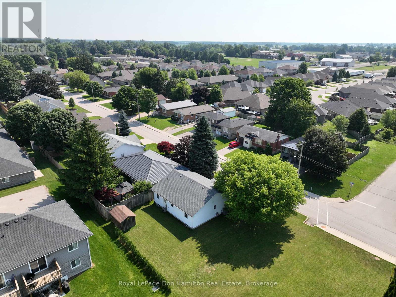 695 Reserve Avenue S, North Perth, Ontario  N4W 2L3 - Photo 41 - X12267325