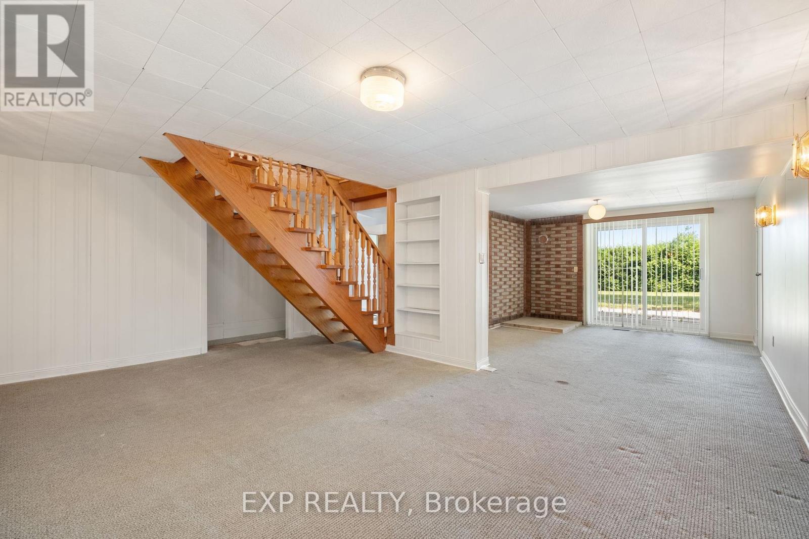 409 Innisfil Street, Barrie, Ontario  L4N 3G7 - Photo 37 - S12249555