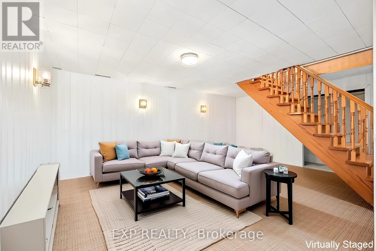 409 Innisfil Street, Barrie, Ontario  L4N 3G7 - Photo 36 - S12249555