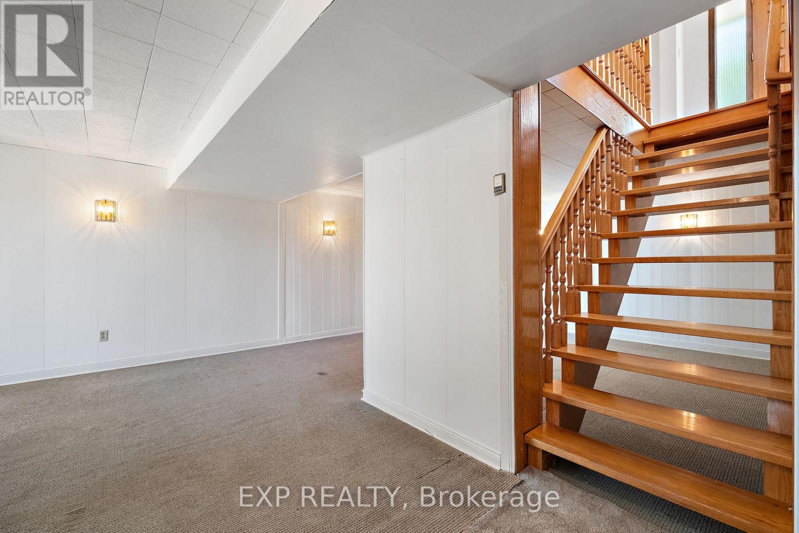 409 Innisfil Street, Barrie, Ontario  L4N 3G7 - Photo 30 - S12249555