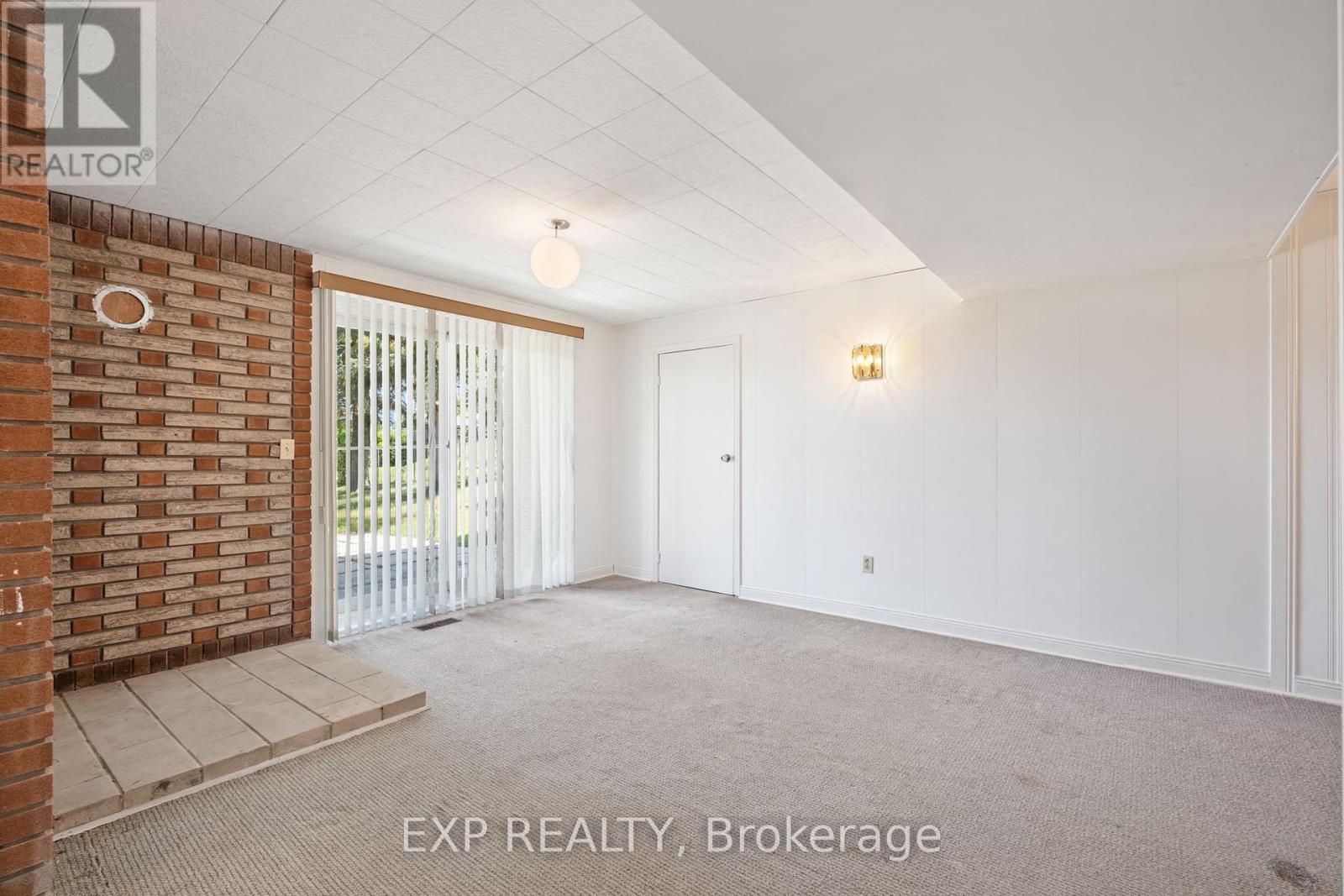 409 Innisfil Street, Barrie, Ontario  L4N 3G7 - Photo 31 - S12249555
