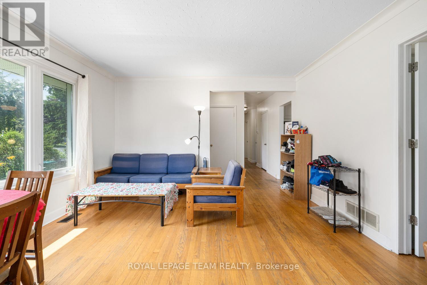 467-469 Braydon Avenue, Ottawa, Ontario  K1G 0W7 - Photo 11 - X12267256