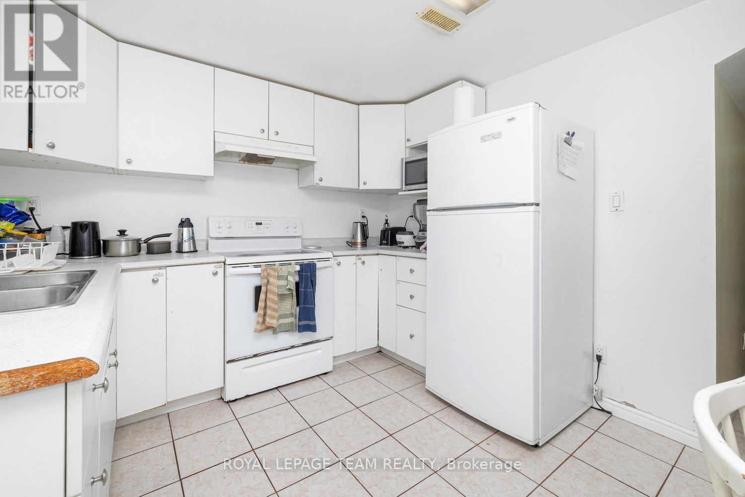 467-469 Braydon Avenue, Ottawa, Ontario  K1G 0W7 - Photo 27 - X12267256