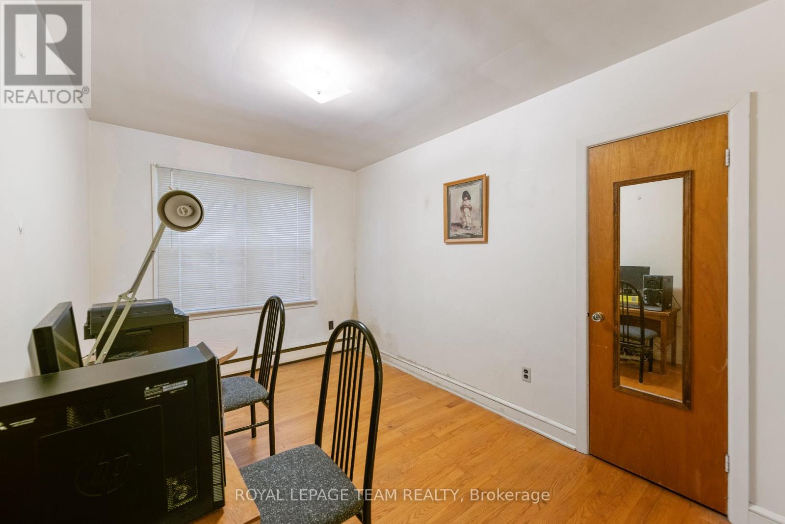873 Dunlevie Avenue, Ottawa, Ontario  K2A 2Z3 - Photo 14 - X12267331