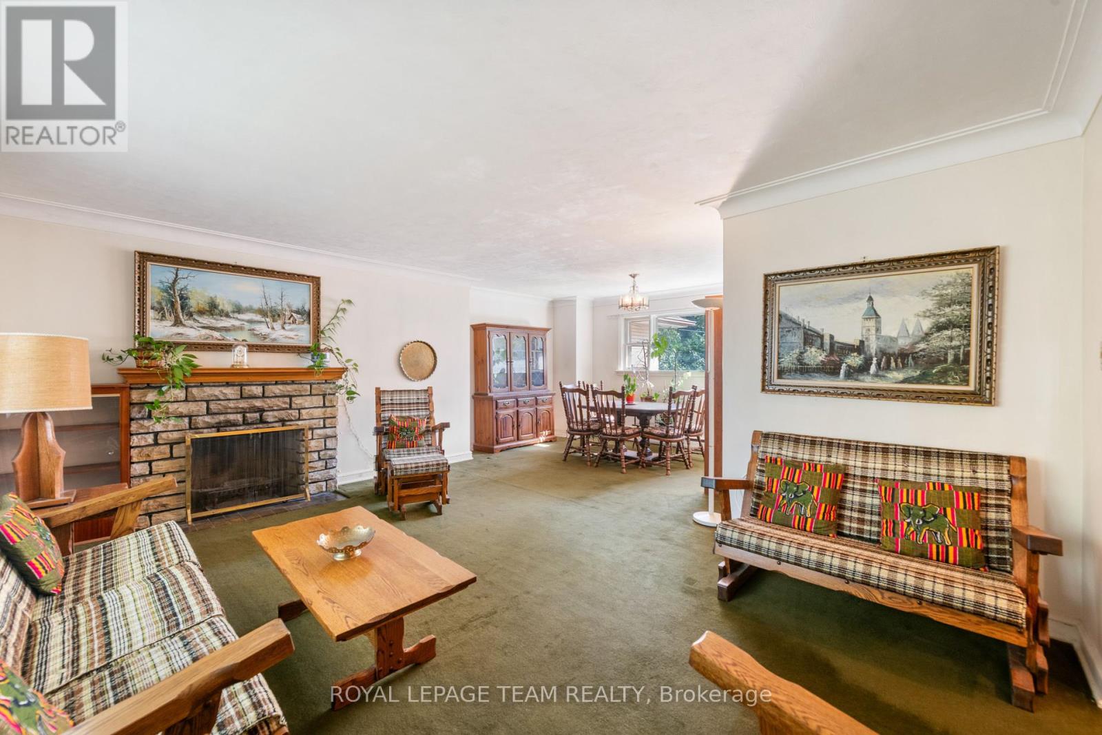 873 Dunlevie Avenue, Ottawa, Ontario  K2A 2Z3 - Photo 5 - X12267331