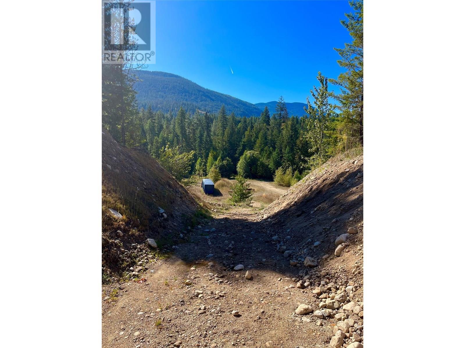 5975 Paradise Valley Road, Winlaw, British Columbia  V0G 2J0 - Photo 9 - 10338764