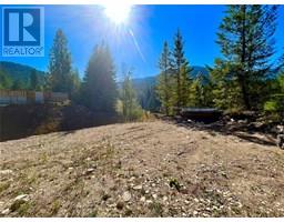 5975 Paradise Valley Road, winlaw, British Columbia