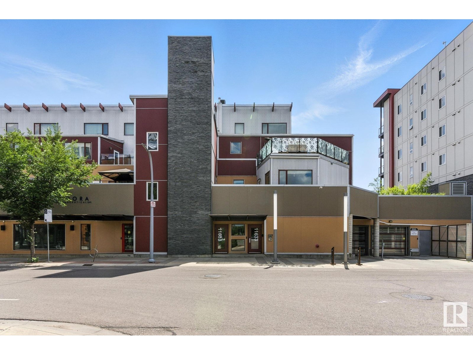 #204 11633 105 Av Nw, Edmonton, Alberta  T5H 0L9 - Photo 1 - E4446265