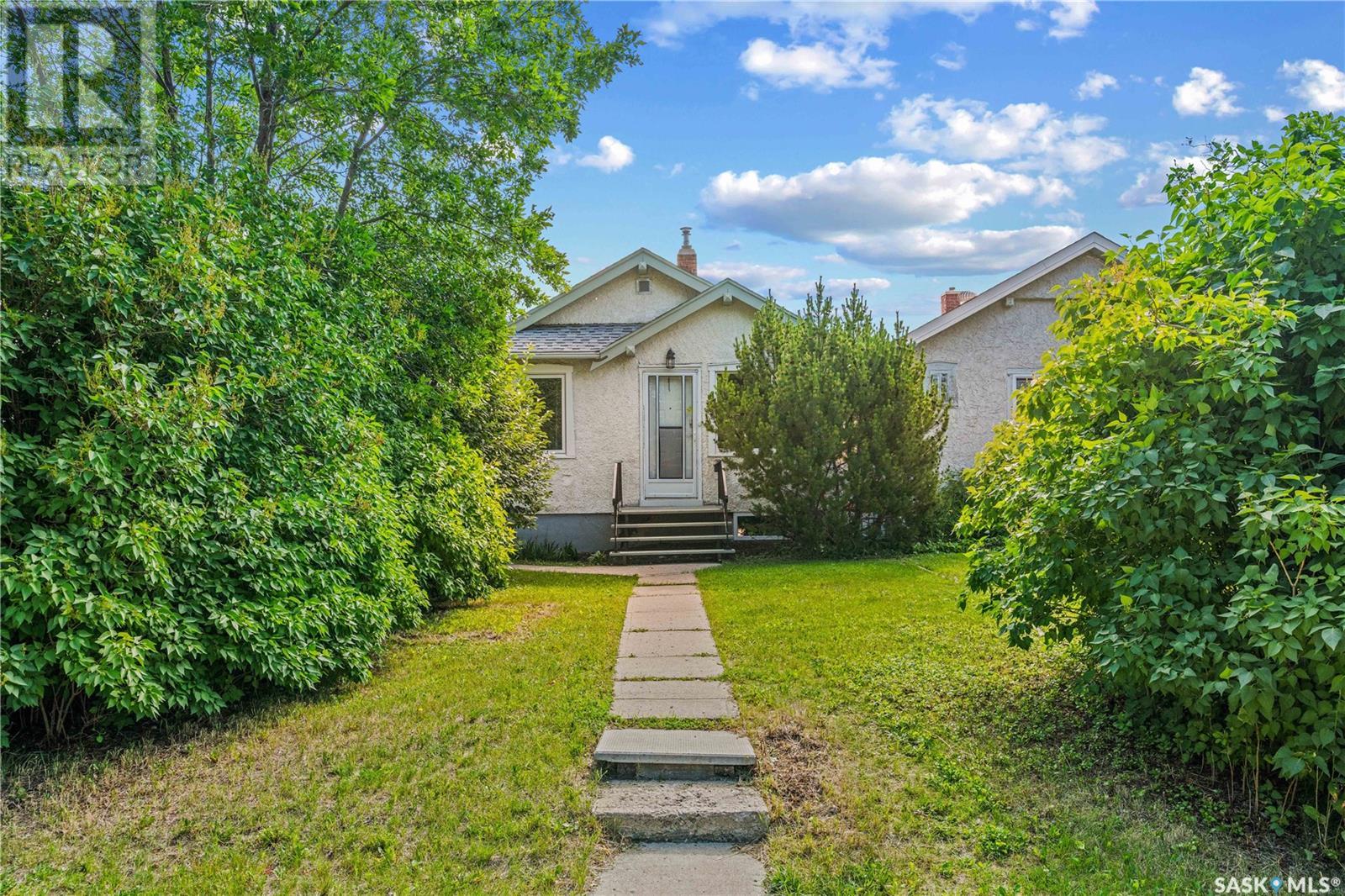 2467 Broder STREET, regina, Saskatchewan