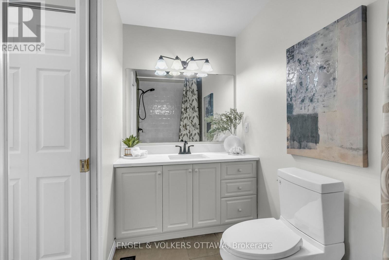 7359 Marcella Drive, Ottawa, Ontario  K4P 1P7 - Photo 22 - X12149270