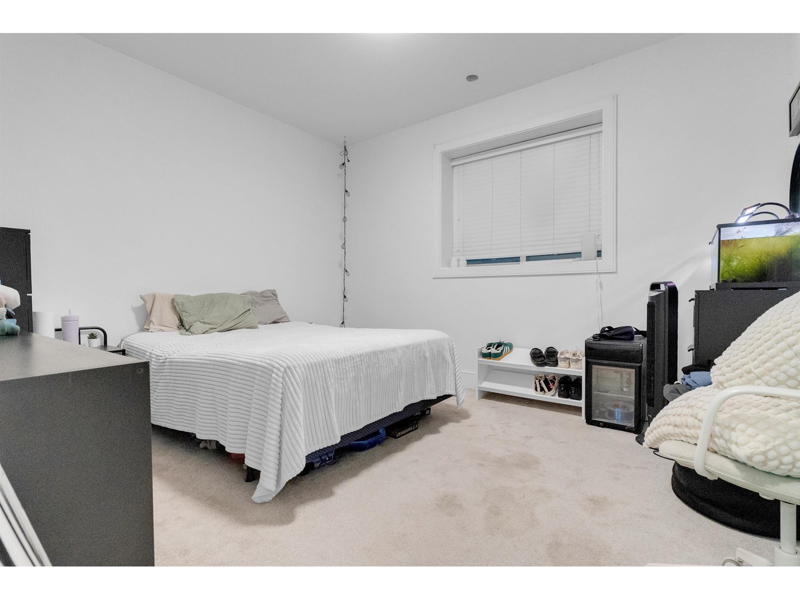 Property at 1440 MAPLE STREET image 4