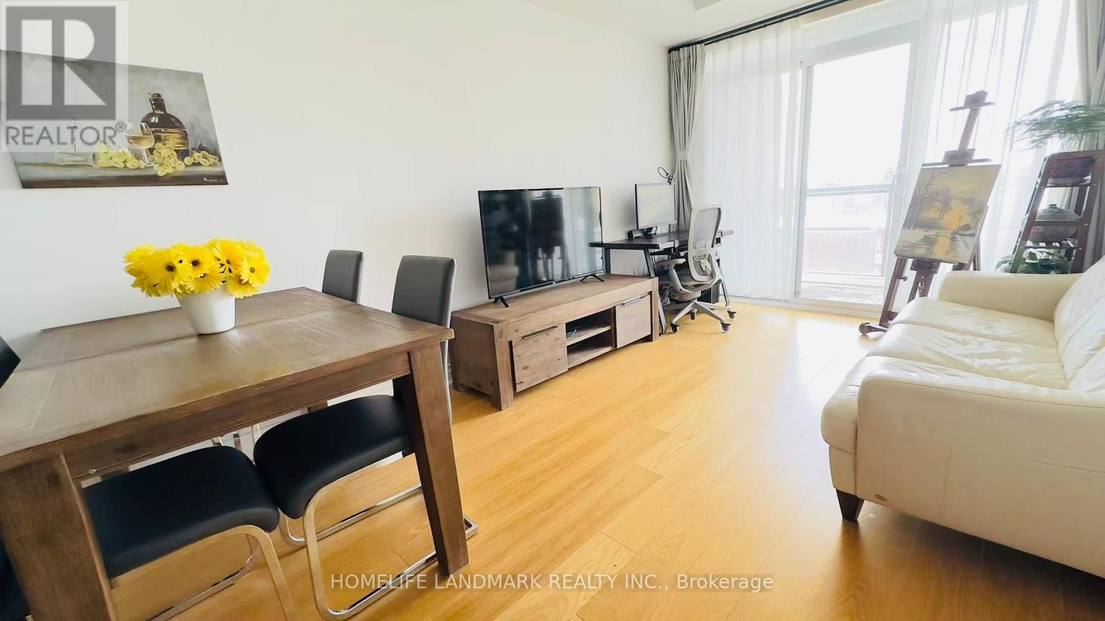 501 - 68 Main Street N, Markham (Old Markham Village), Ontario  L3P 0N5 - Photo 11 - N12267255