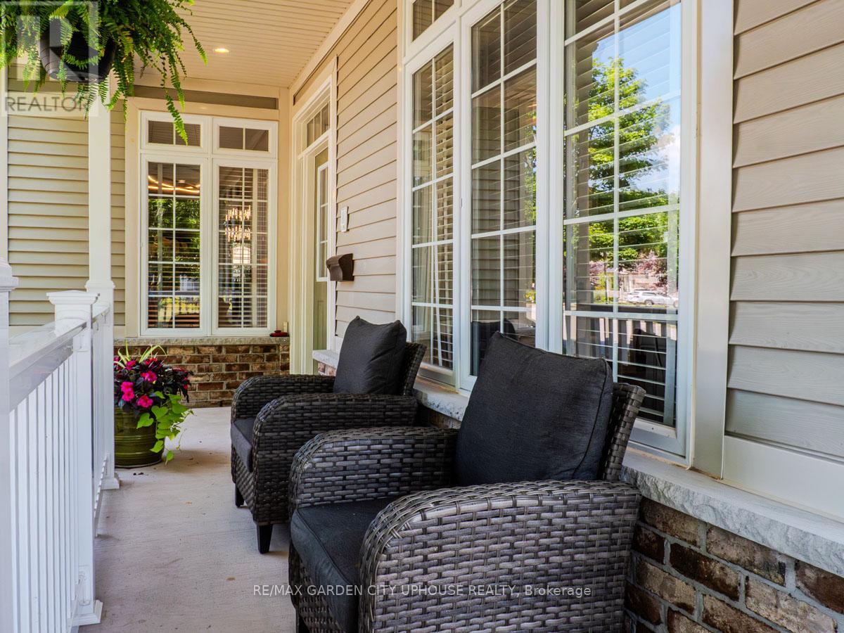 Property at 45 OARSMAN CRESCENT image 5