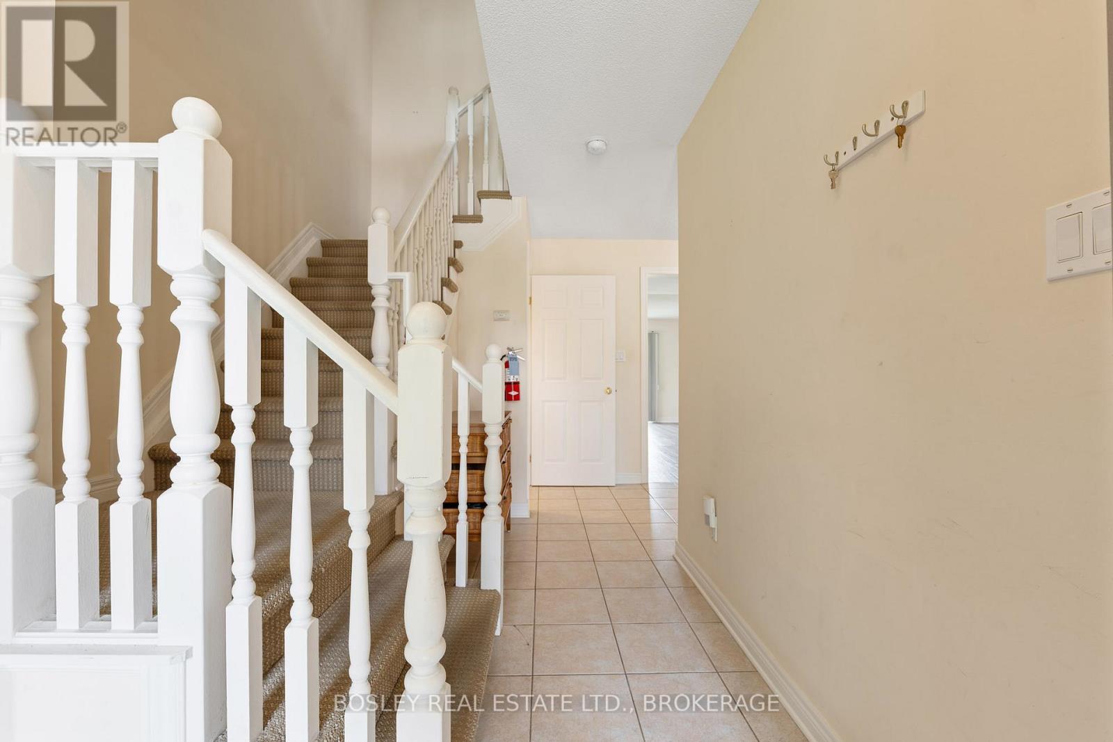 Property at 4 GONZALEZ COURT image 4
