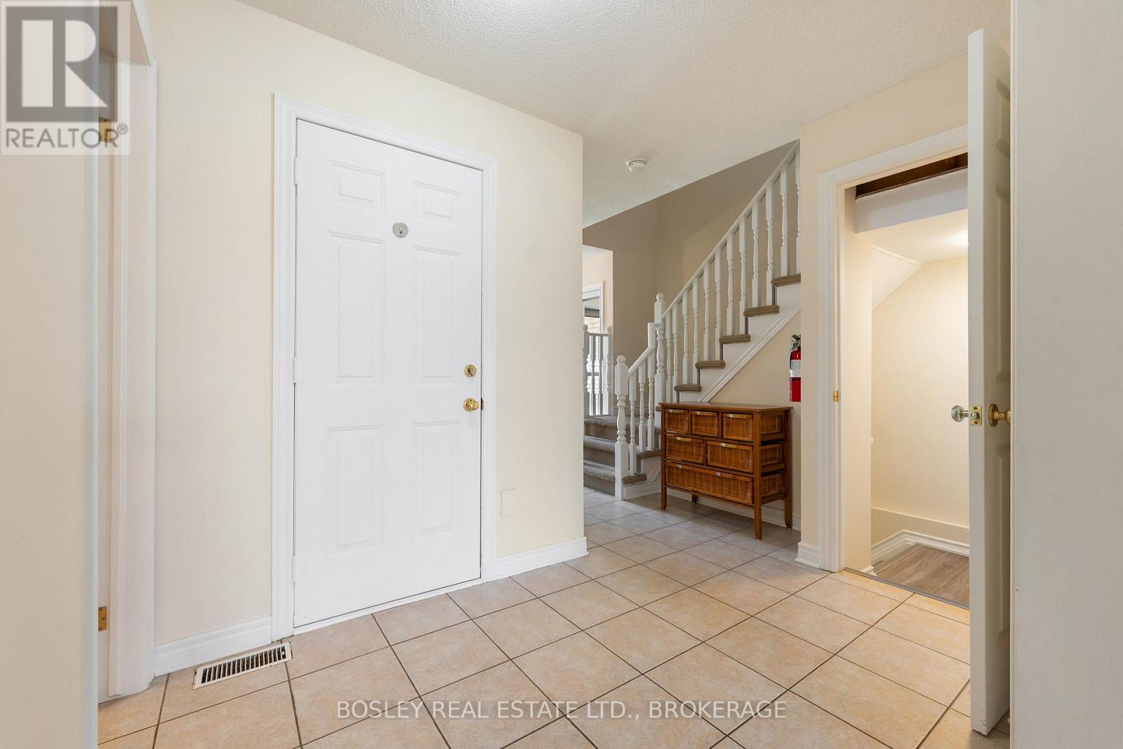 Property at 4 GONZALEZ COURT image 5