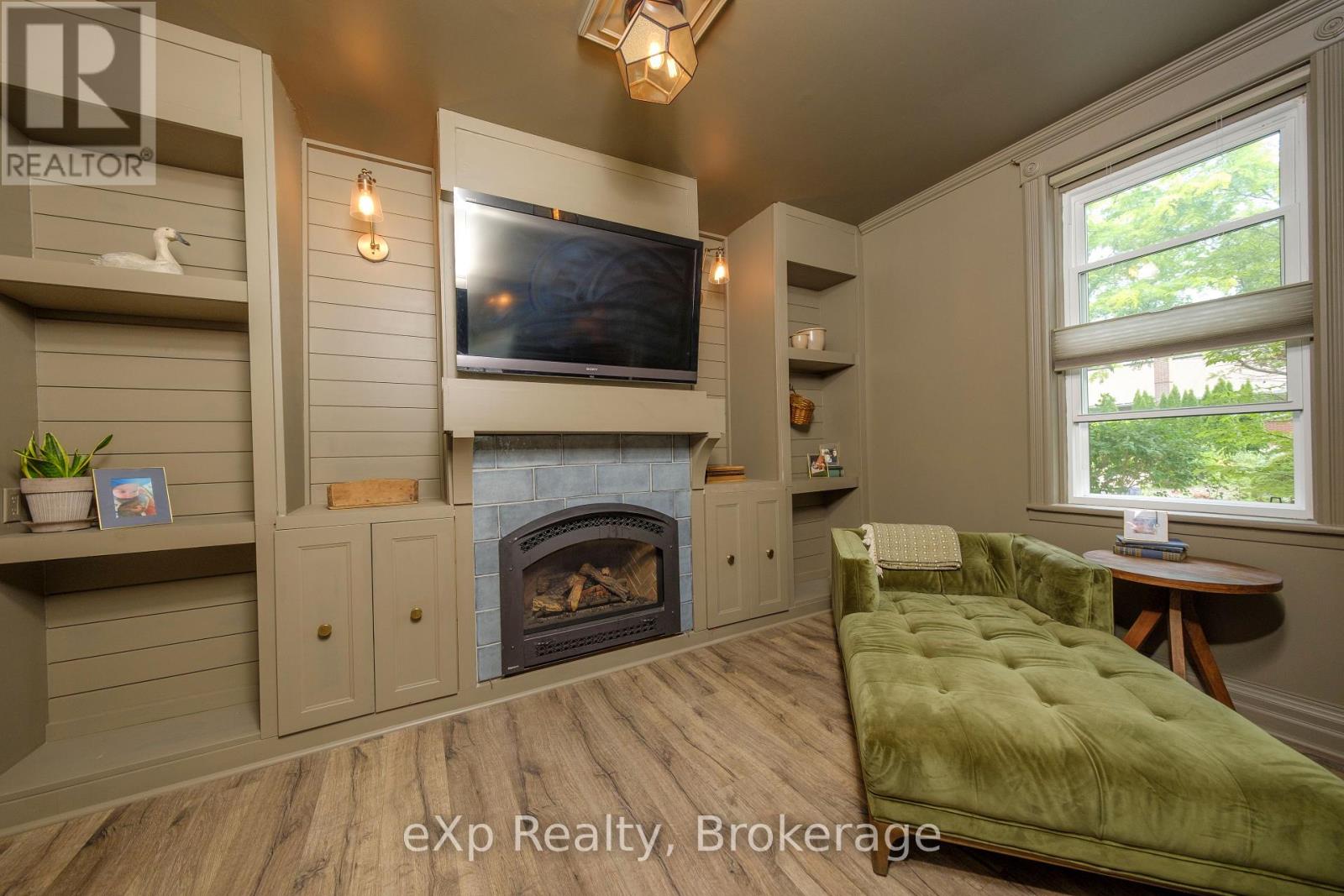 581 Queen Street, Kincardine, Ontario  N2Z 2J1 - Photo 10 - X12267487