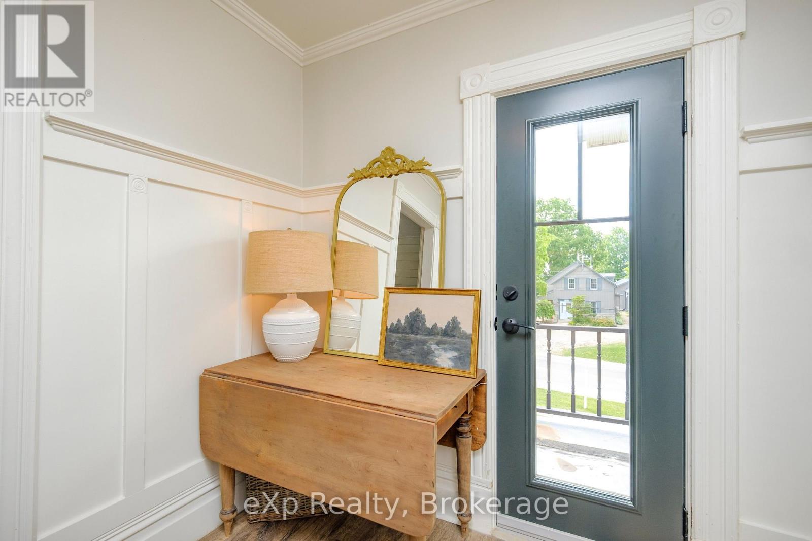 581 Queen Street, Kincardine, Ontario  N2Z 2J1 - Photo 11 - X12267487