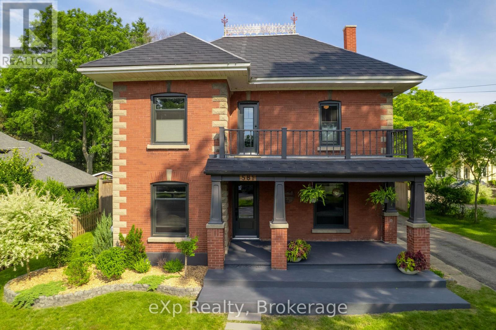 581 Queen Street, Kincardine, Ontario  N2Z 2J1 - Photo 2 - X12267487
