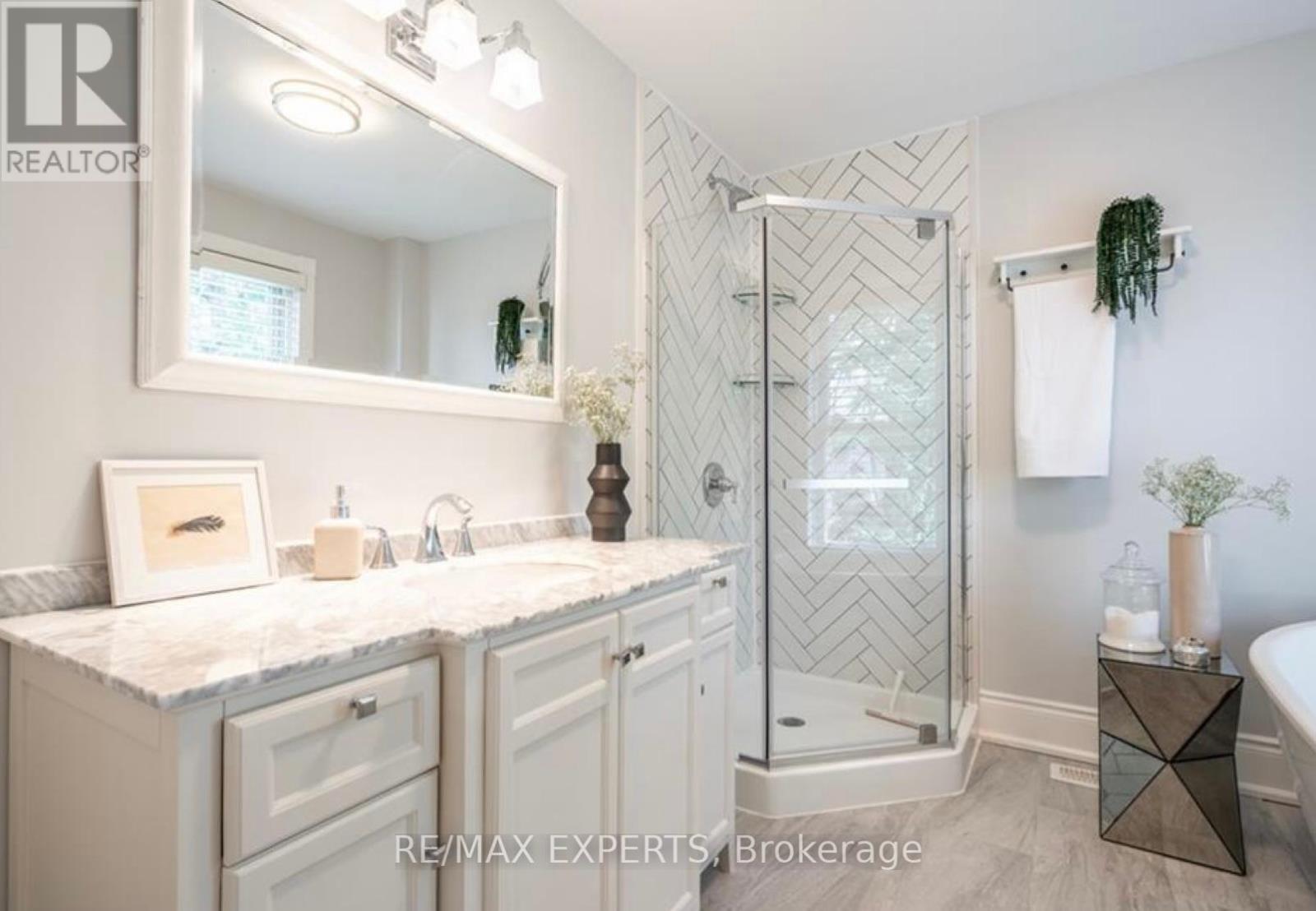 22 Burlington Street E, Hamilton, Ontario  L8L 4G2 - Photo 16 - X12267287