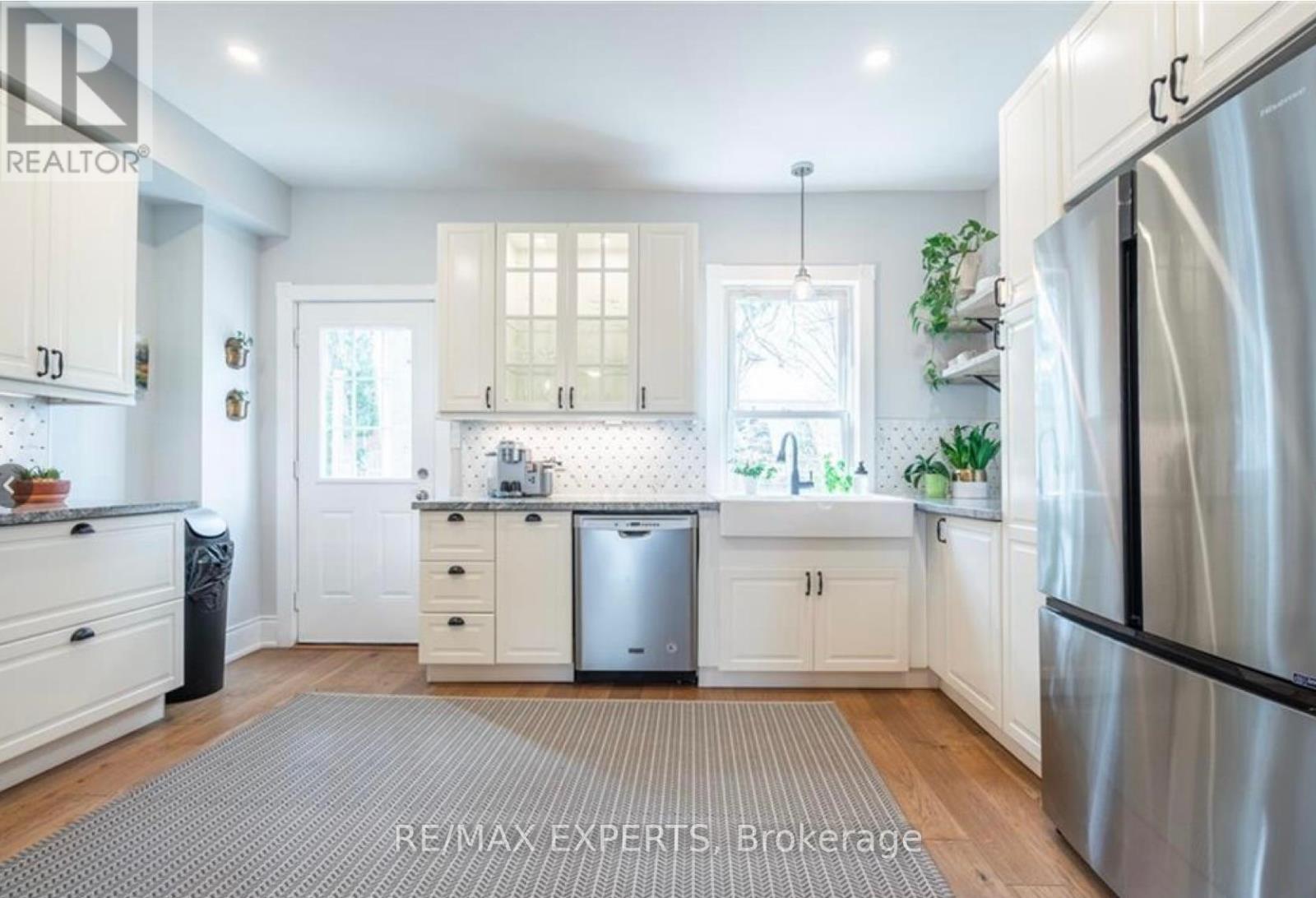 22 Burlington Street E, Hamilton, Ontario  L8L 4G2 - Photo 7 - X12267287