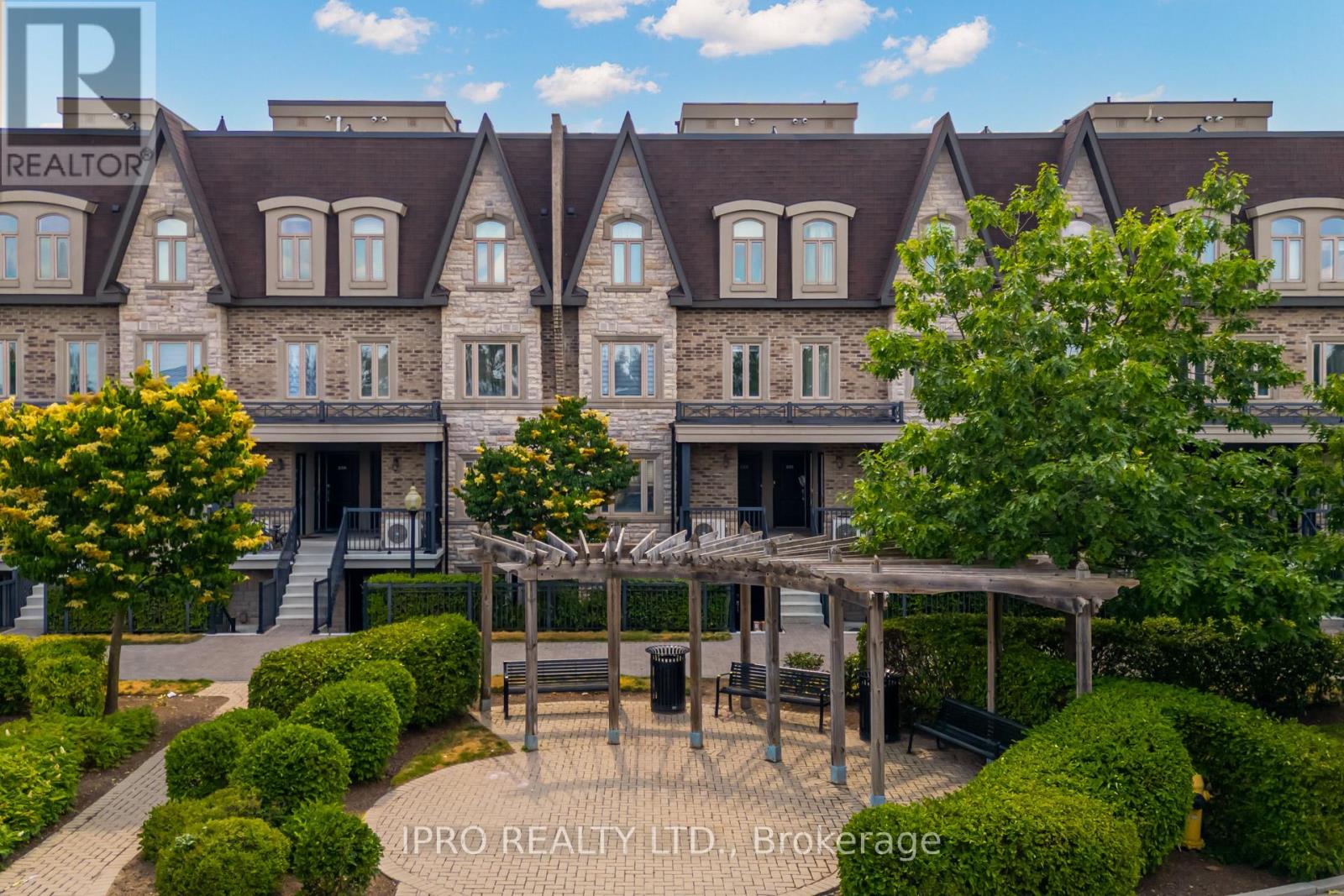 Property at 108 - 320 JOHN STREET image 1