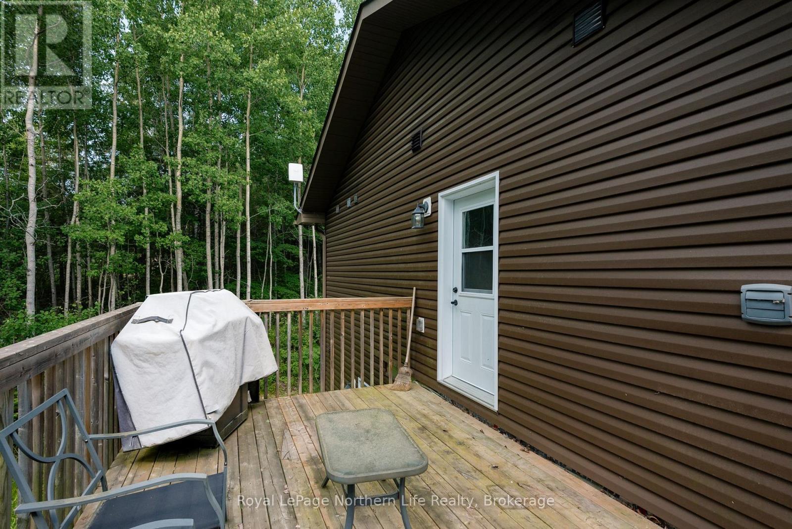 522 Hart Road, Callander, Ontario  P0H 1H0 - Photo 8 - X12267353
