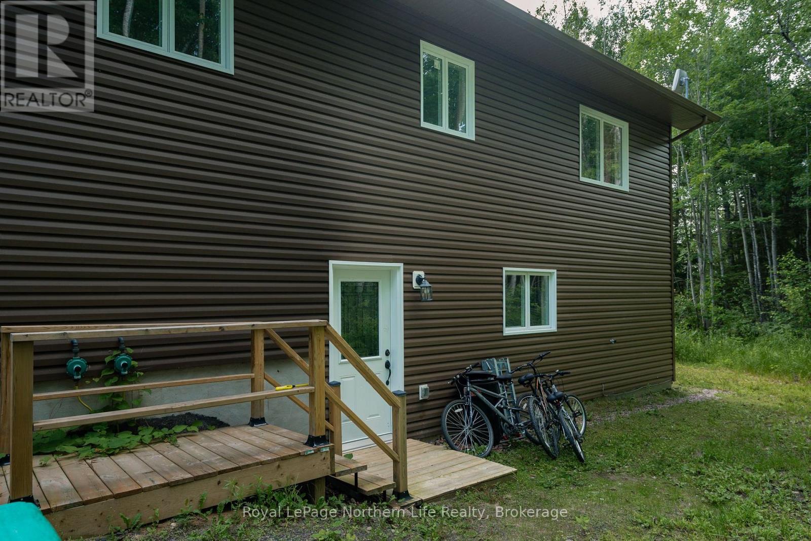522 Hart Road, Callander, Ontario  P0H 1H0 - Photo 11 - X12267364