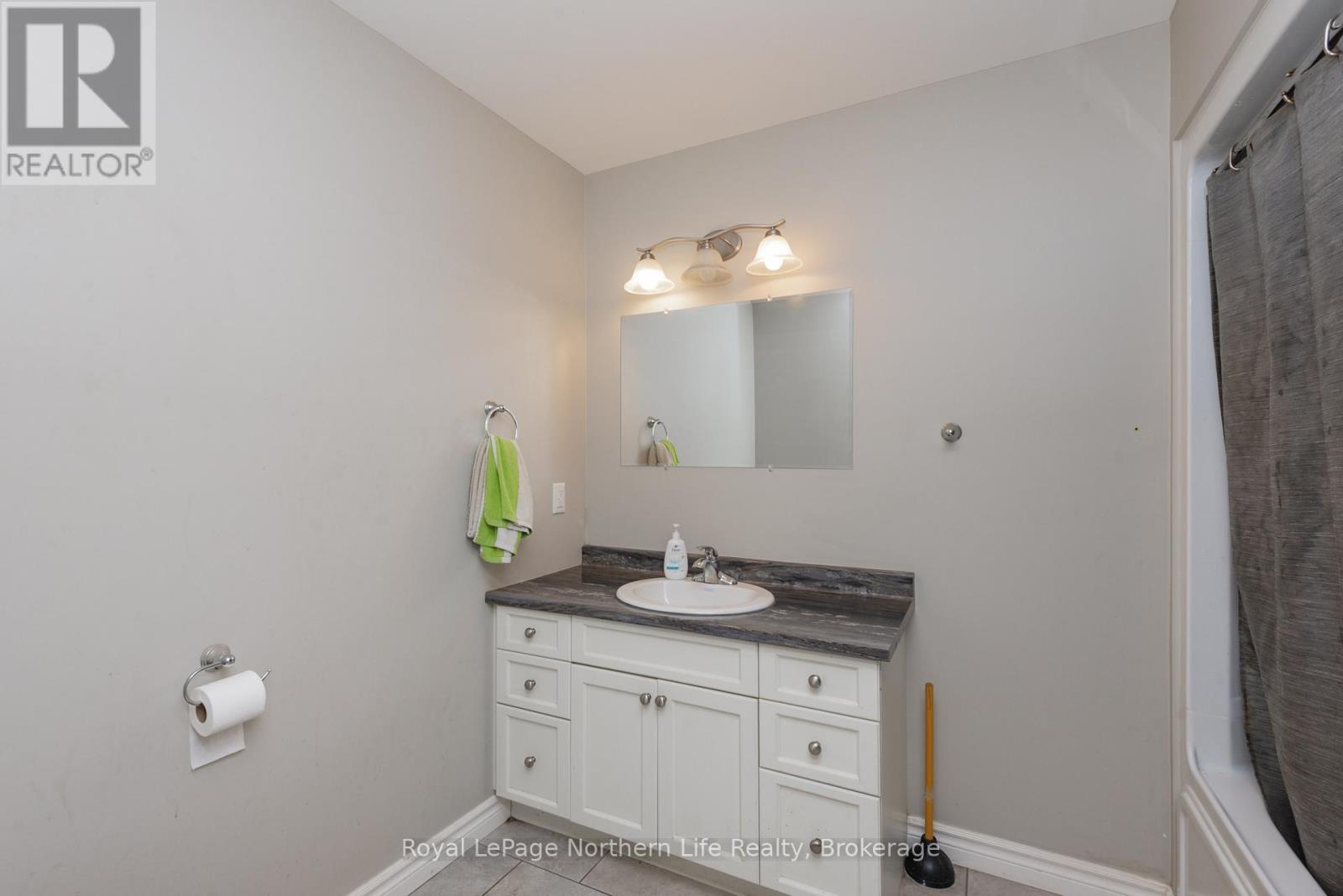 522 Hart Road, Callander, Ontario  P0H 1H0 - Photo 34 - X12267364