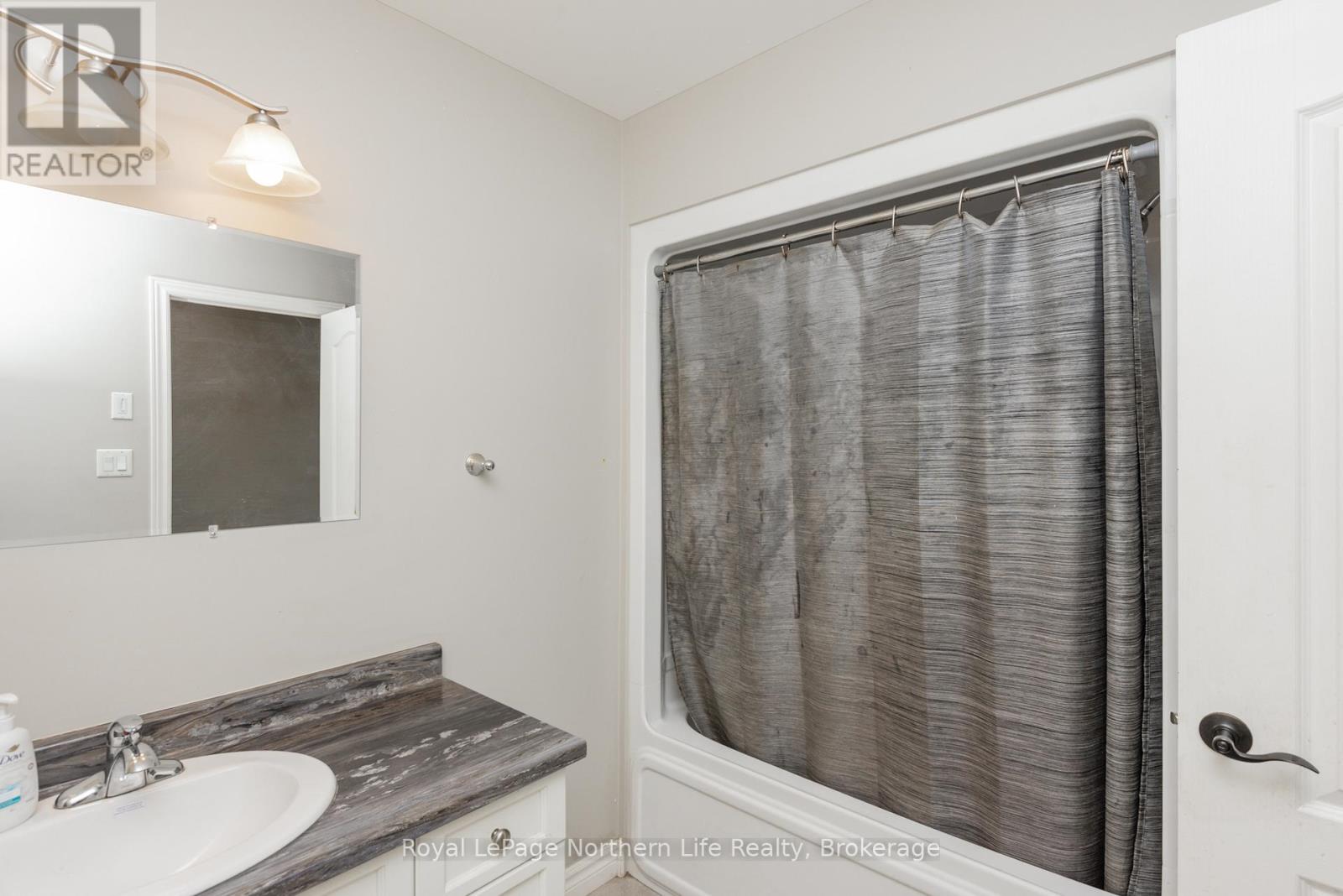 522 Hart Road, Callander, Ontario  P0H 1H0 - Photo 35 - X12267364