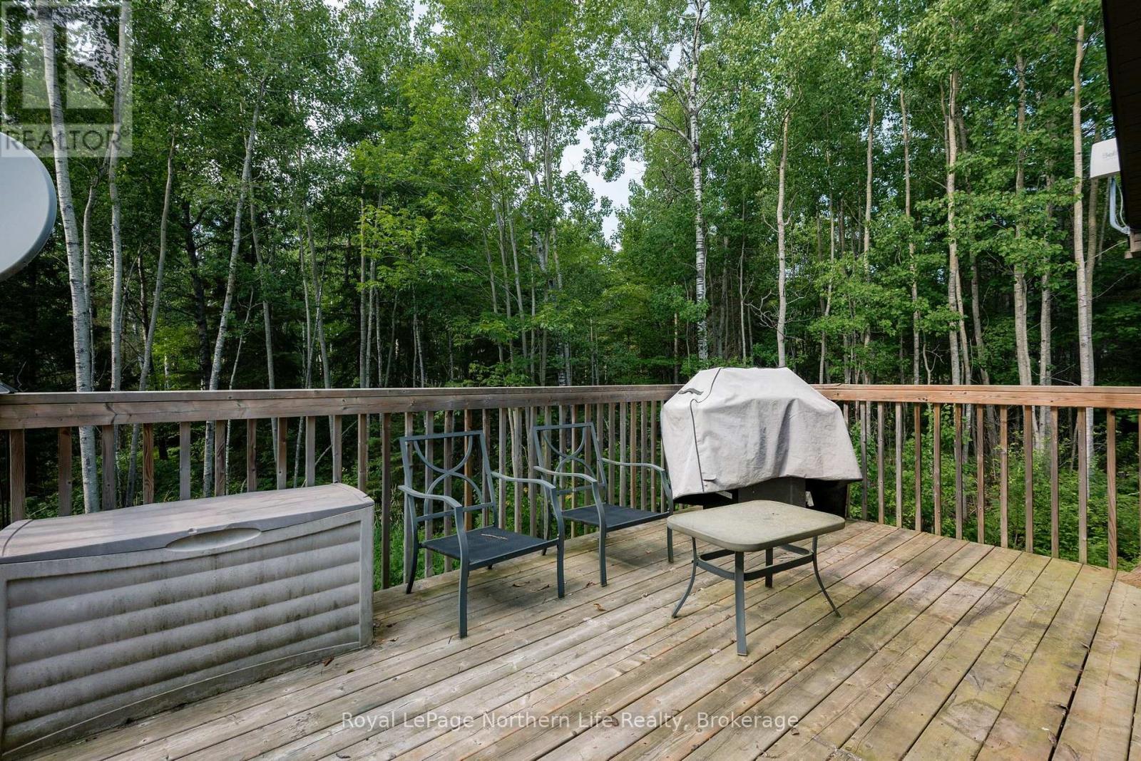 522 Hart Road, Callander, Ontario  P0H 1H0 - Photo 7 - X12267364