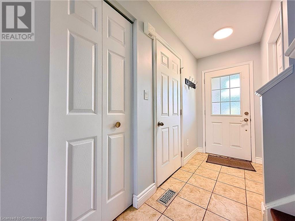 Property at 160 PROSPERITY Drive image 4