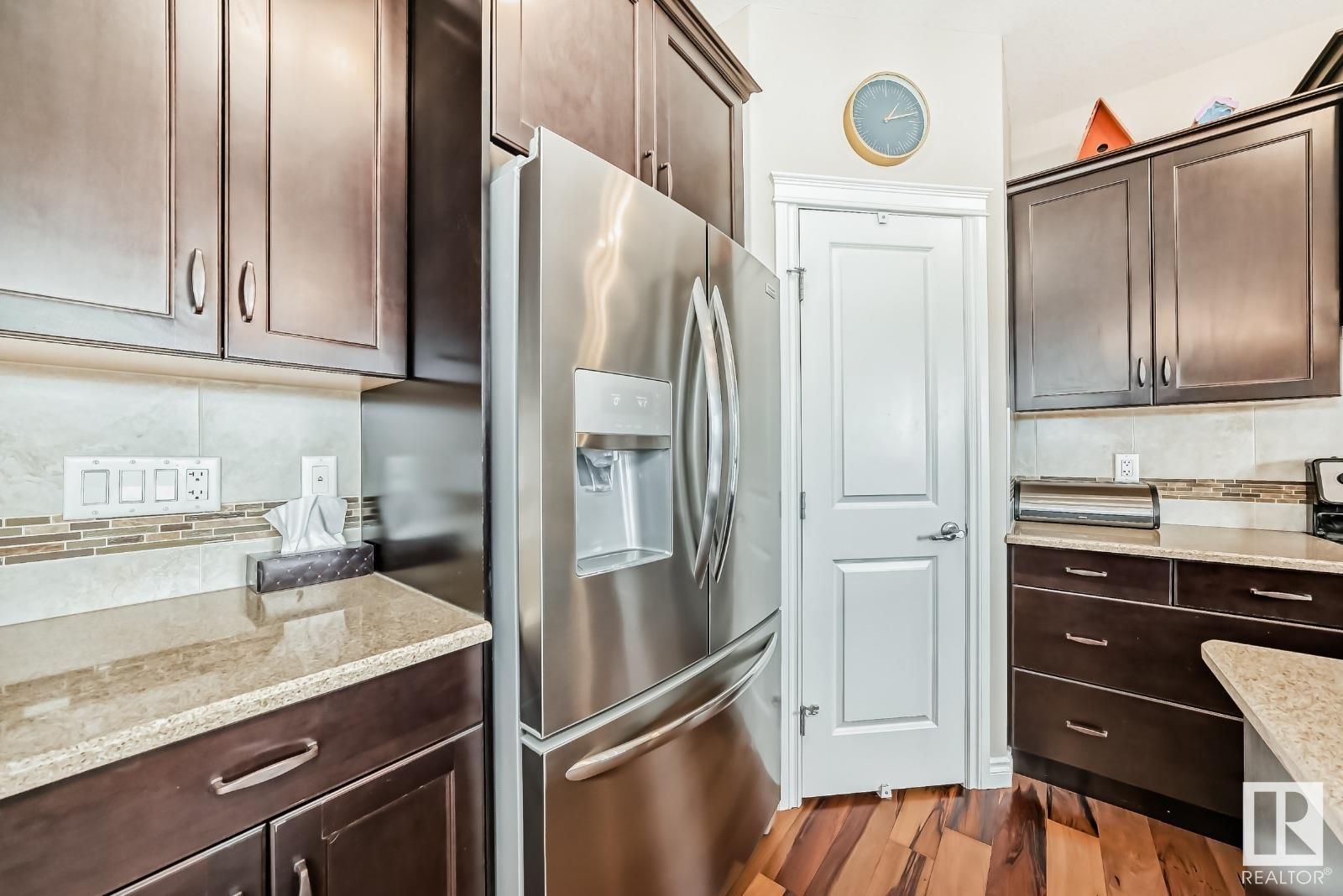 Property at 11 EDGEWATER TERR image 5