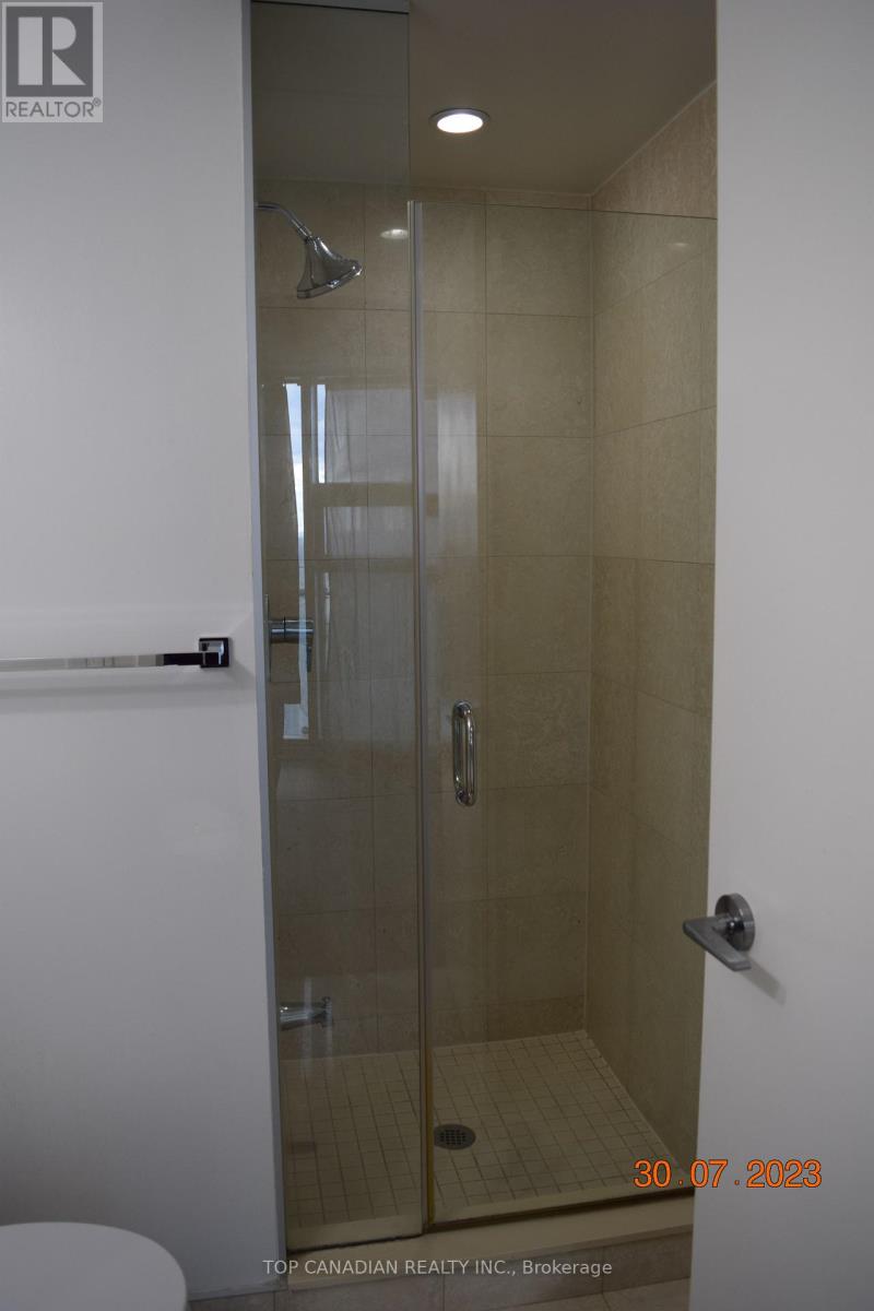 5705 - 14 York Street, Toronto (Waterfront Communities), Ontario  M5J 0B1 - Photo 6 - C12267389
