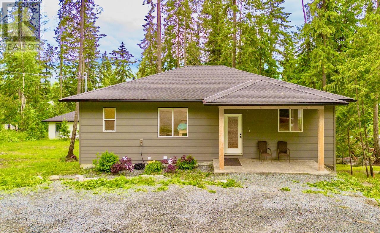Property at 7468 Estate Drive image 1