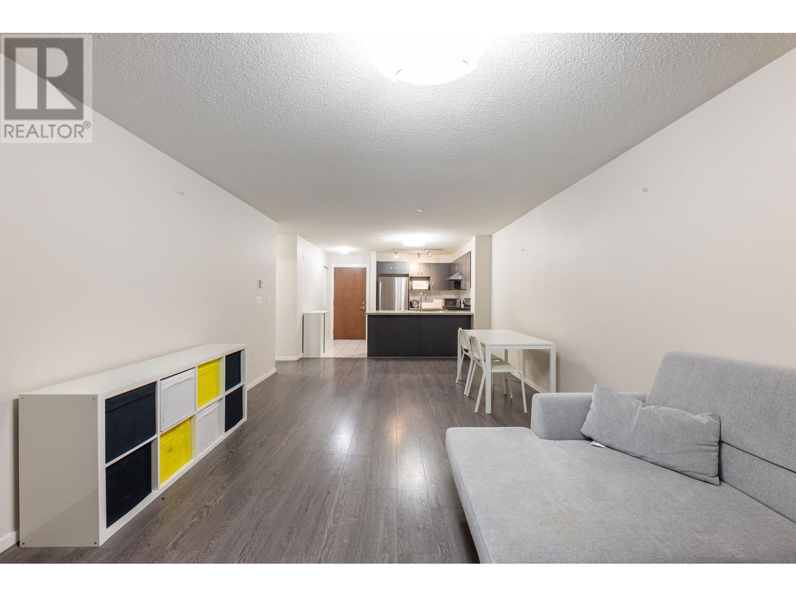 Listing Picture 8 of 24 : 113 9299 TOMICKI AVENUE, Richmond / 烈治文 - 魯藝地產 Yvonne Lu Group - MLS Medallion Club Member