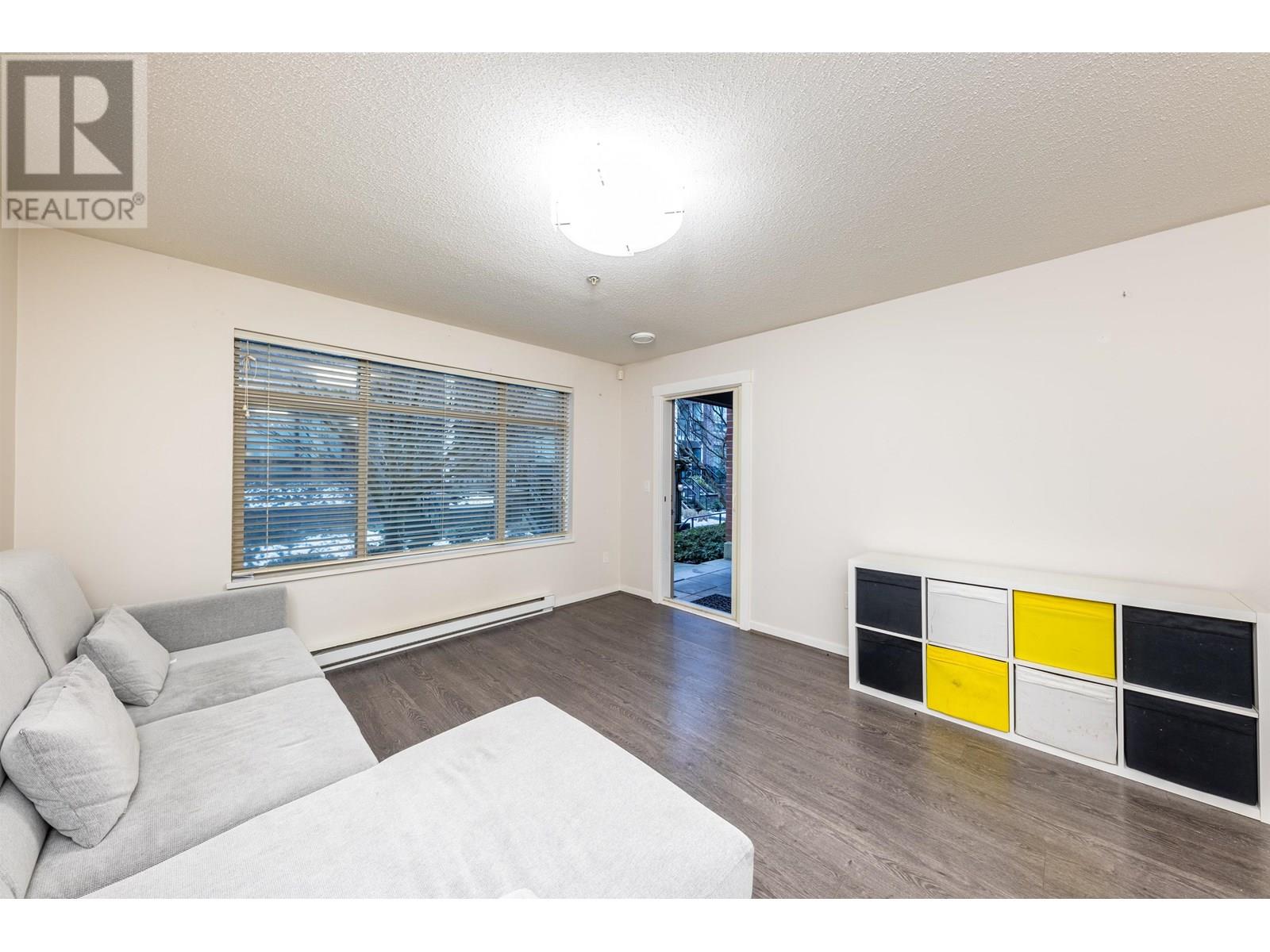 Listing Picture 13 of 24 : 113 9299 TOMICKI AVENUE, Richmond / 烈治文 - 魯藝地產 Yvonne Lu Group - MLS Medallion Club Member